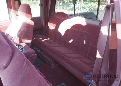 1998 Chevrolet K1500 Sportside from USA, damaged, VIN 2GCEK19R7W1149896